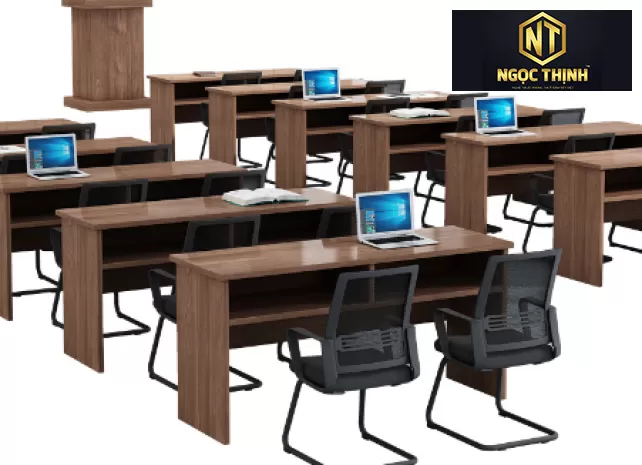 Mẫu bàn làm việc theo từng cụm cho nhiều người trong văn phòng thiết kế hiện đại tại Nội Thất Ngọc Thịnh